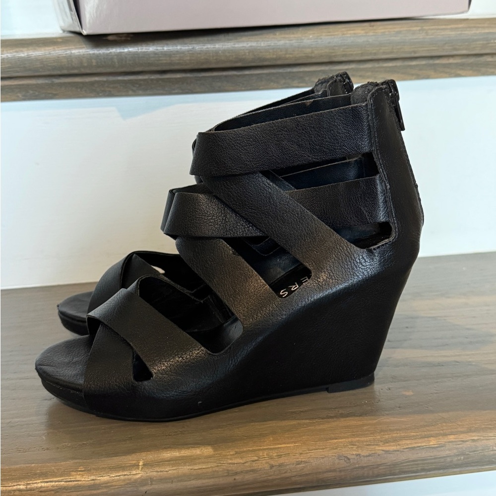 Bakers Black Wedge Shoes with Straps